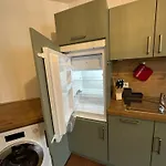 아파트 Living 77 *