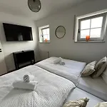 아파트 Living 77 풀다