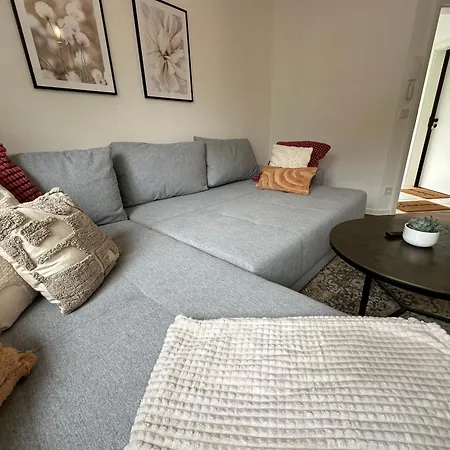 Living 77 Apartment *