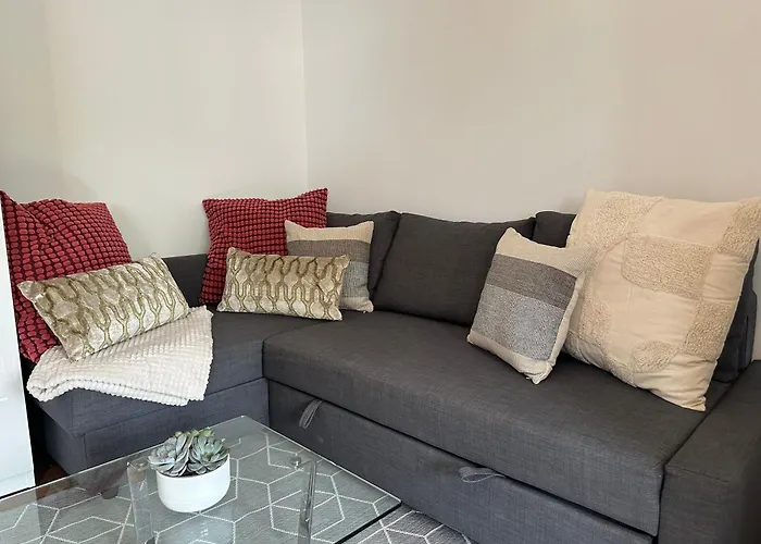 アパート Living 77 *